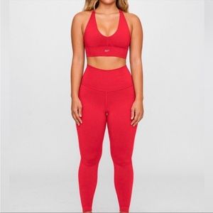 SET Active Luxform Racer V Neck Sports Bra AND Luxform leggings COLOR SPICY